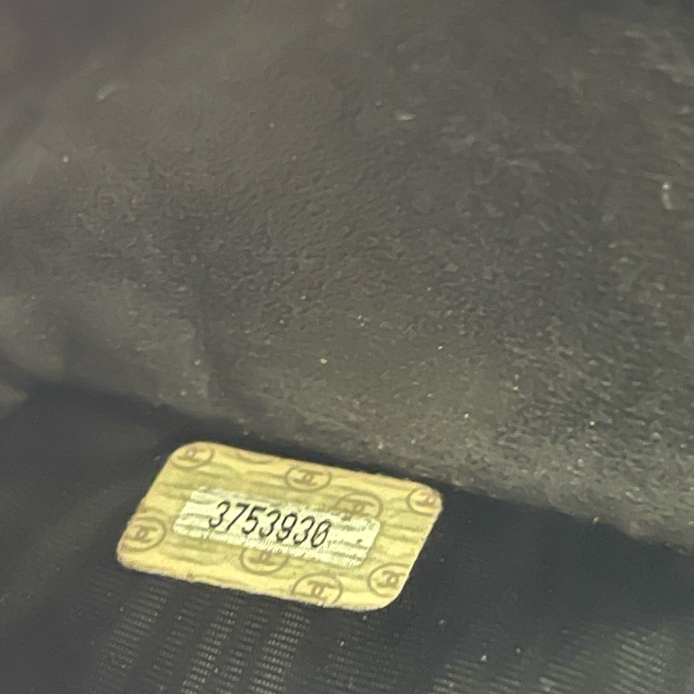 Chanel Black Lambskin Leather Wallet with Iconic CC Logo - Picture 6 of 10